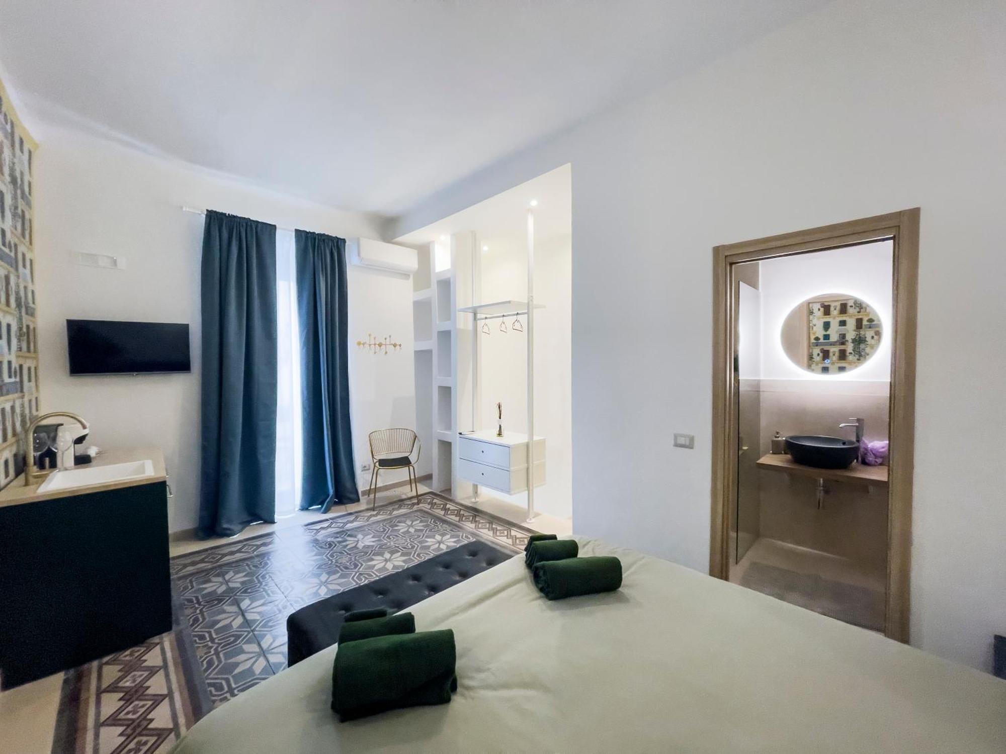 Saint Barth Guest House - Steps Loft In Бари Экстерьер фото